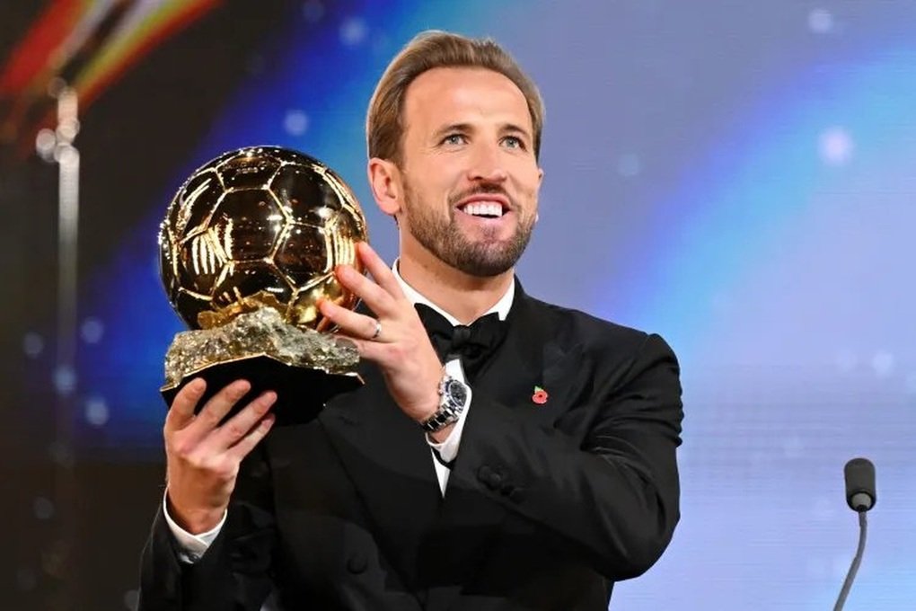 Harry Kane giành Quả bóng vàng 2026 và được Bayern Munich chuẩn bị gia hạn hợp đồng dài hạn