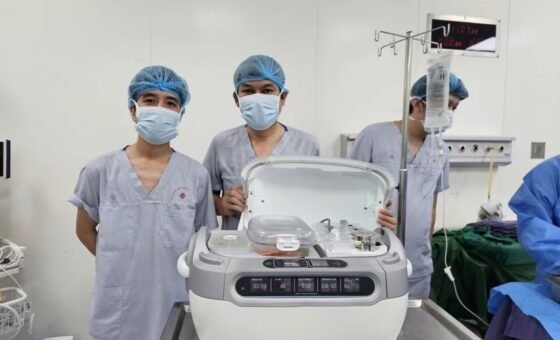 Bệnh viện Trung ương Huế thực hiện ca ghép thận ứng dụng công nghệ bảo quản tạng bằng máy LifePort