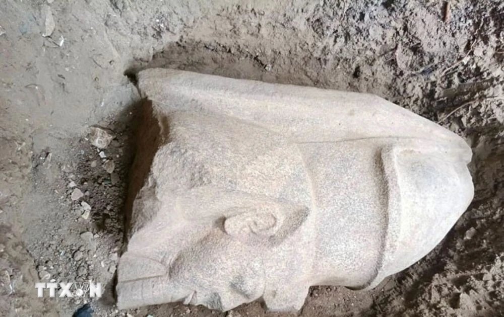 Hiện vật khảo cổ được nguồn tin công bố cùng phát hiện di tích tại Iraq