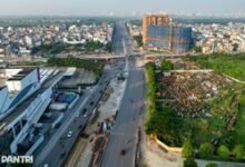 Hà Nội rào chắn đường Cổ Linh để thi công đường trên cao kết nối cao tốc Hà Nội - Hải Phòng