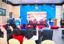 Hoạt động kết nối điểm cầu của dự án Tiếng Anh cho em