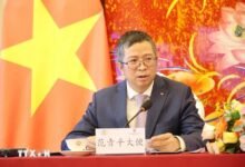Đại sứ Việt Nam tại Trung Quốc Phạm Thanh Bình phát biểu tại Tọa đàm