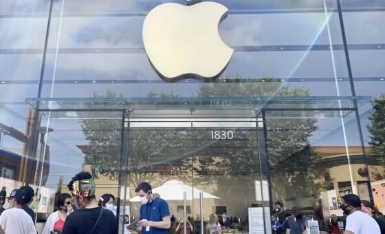 Một đại lý của Apple ở New York, Mỹ
