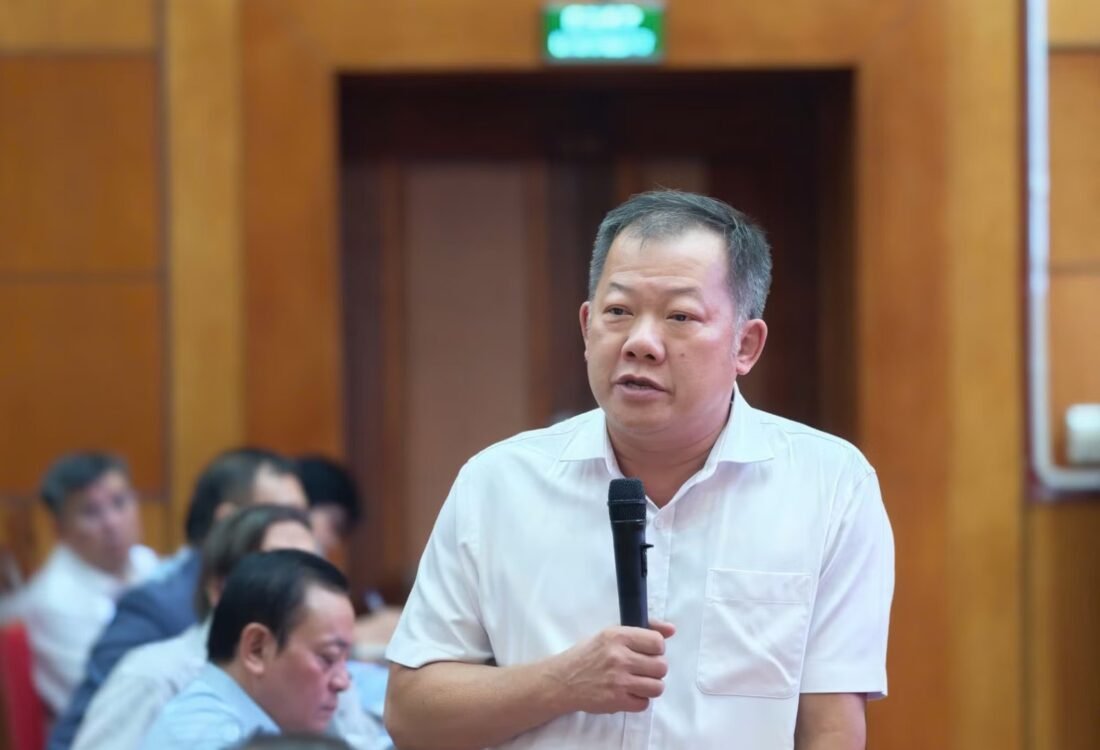 Phó giáo sư Dương Đức Hùng - Giám đốc Bệnh viện Hữu nghị Việt Đức