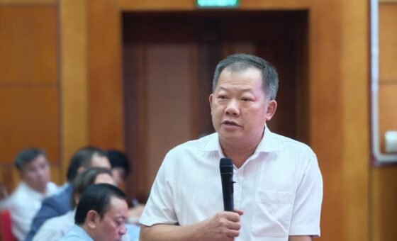 Phó giáo sư Dương Đức Hùng - Giám đốc Bệnh viện Hữu nghị Việt Đức